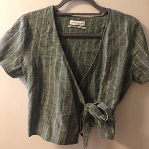 Striped cropped tie-top